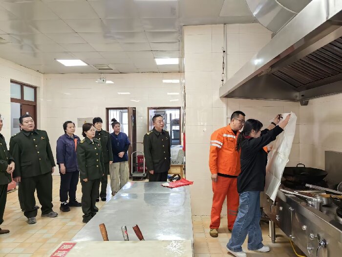 81DE1CB3E9351C395583367D22ED6EE8.jpg 81DE1CB3E9351C395583367D22ED6EE8.jpg