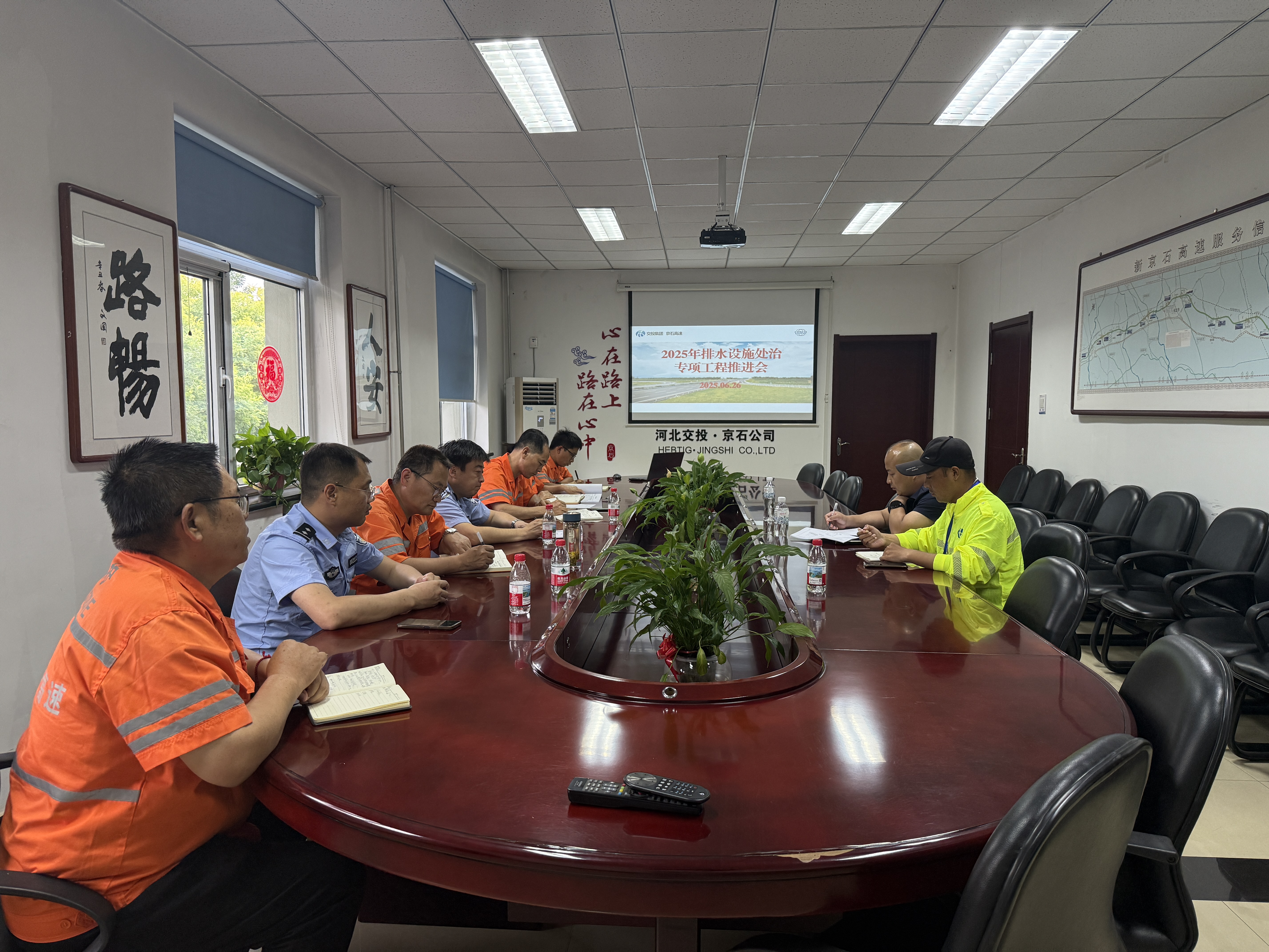 6d3b01ebad51e06853f6fc81fff33dc.jpg 6d3b01ebad51e06853f6fc81fff33dc.jpg